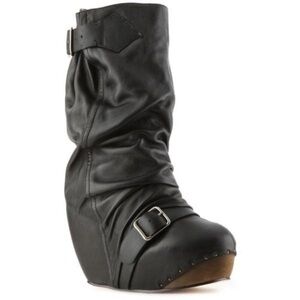 ISO | I DO NOT OWN THESE , IM LOOKING FOR THEM IN EU 36 & US 6.5 !